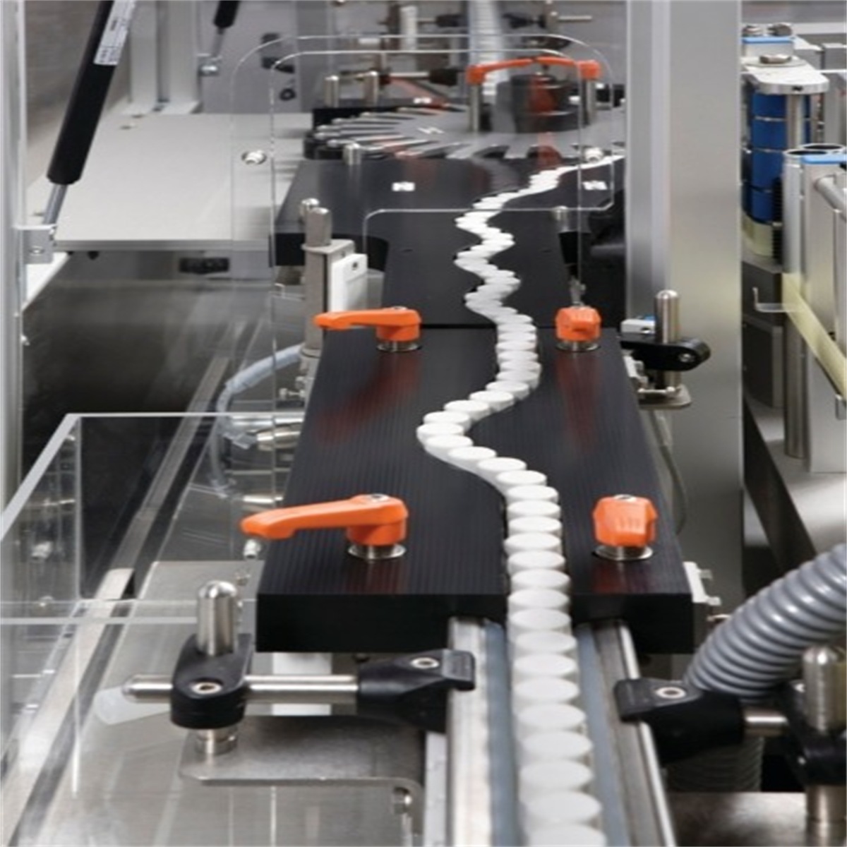 Herma 040 M  Pharma 2  Thumbnail0