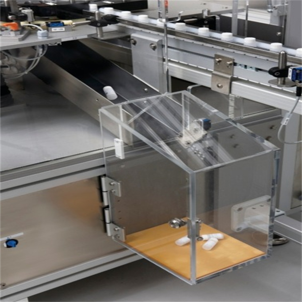 Herma 040 M  Pharma 4  Thumbnail0